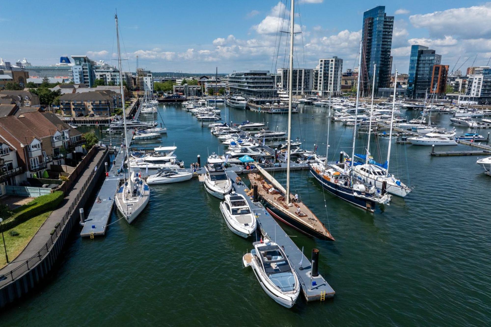 The Greenwich - Two Bedroom Apartment With Parking, Close To Ferry Terminals Southampton Exteriör bild